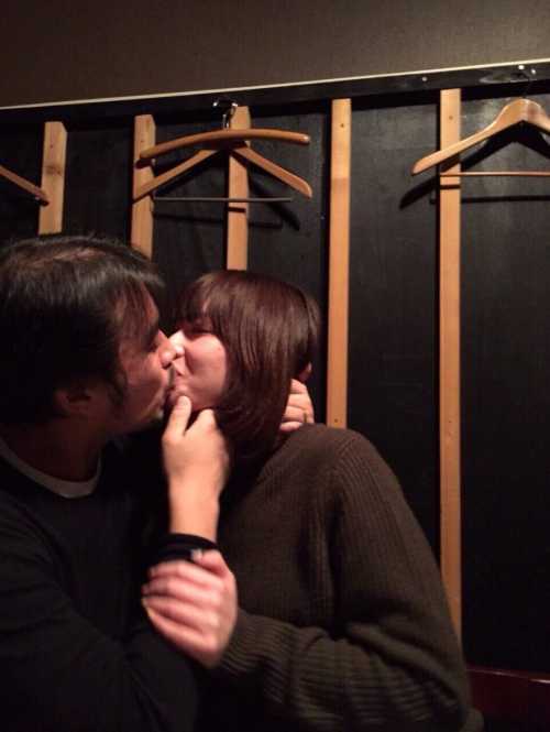 【画像】中嶋優一の濃厚キス写真がSNSに流出！