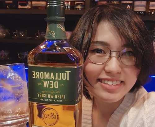 内野愛里のwiki経歴や学歴は？飲食店オーナーママでポスターが可愛い！